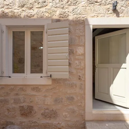 Zani-lux Zf Hvar *
