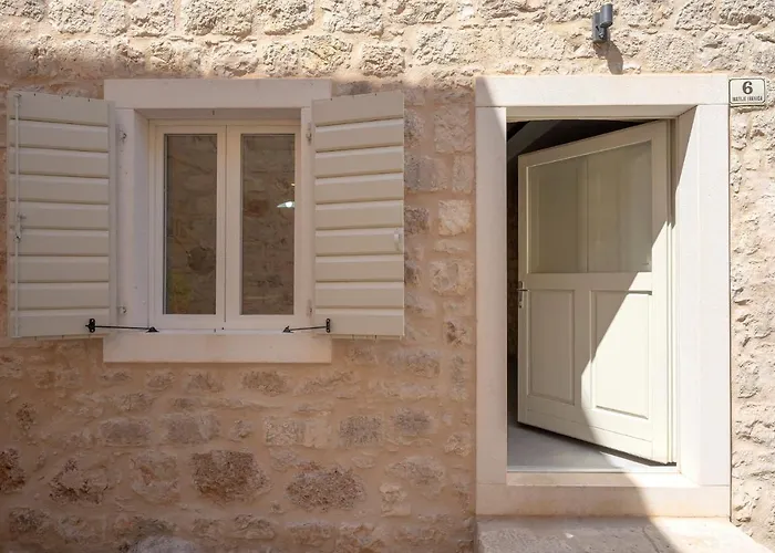 Zani-lux Zf Hvar *
